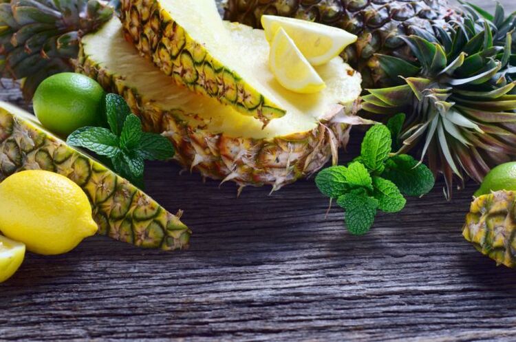 Lemons and pineapples are healthy fruits for people with arthritis and joint problems